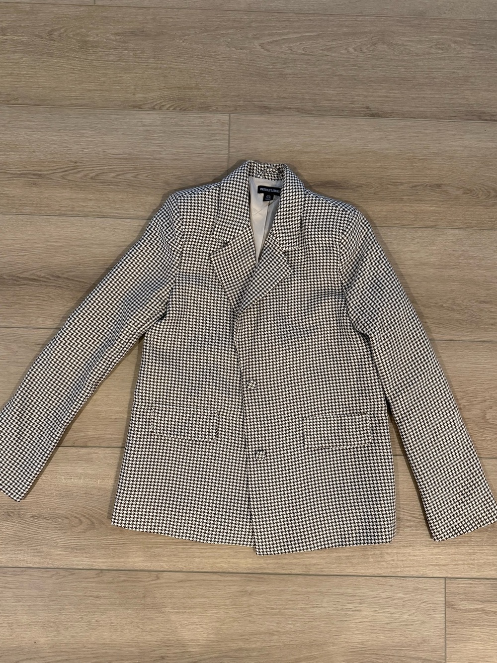 Classic Brown & Cream Houndstooth Women's Blazer